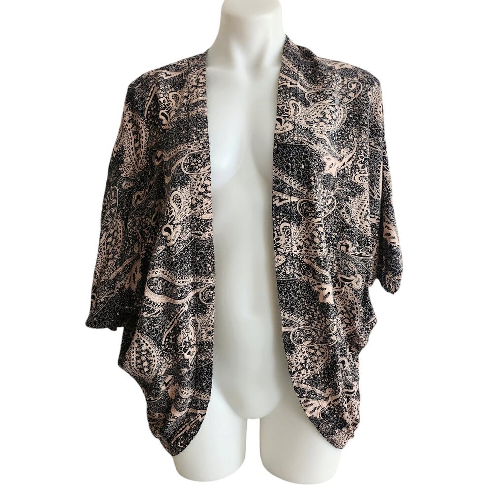 Blu Pepper Cream and Black Paisley Kimono Size L